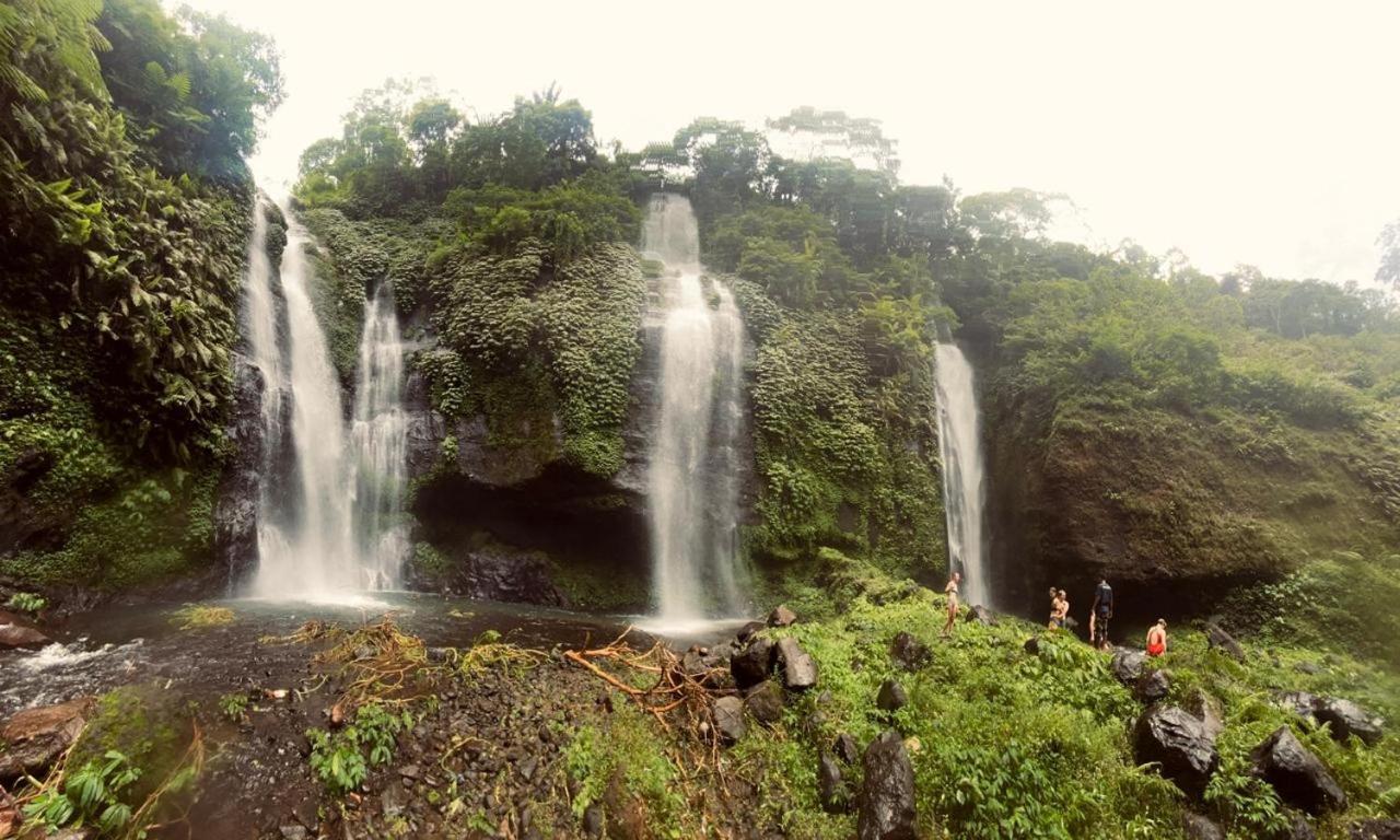 Sugi Gede Homestay Singaraja  Luaran gambar