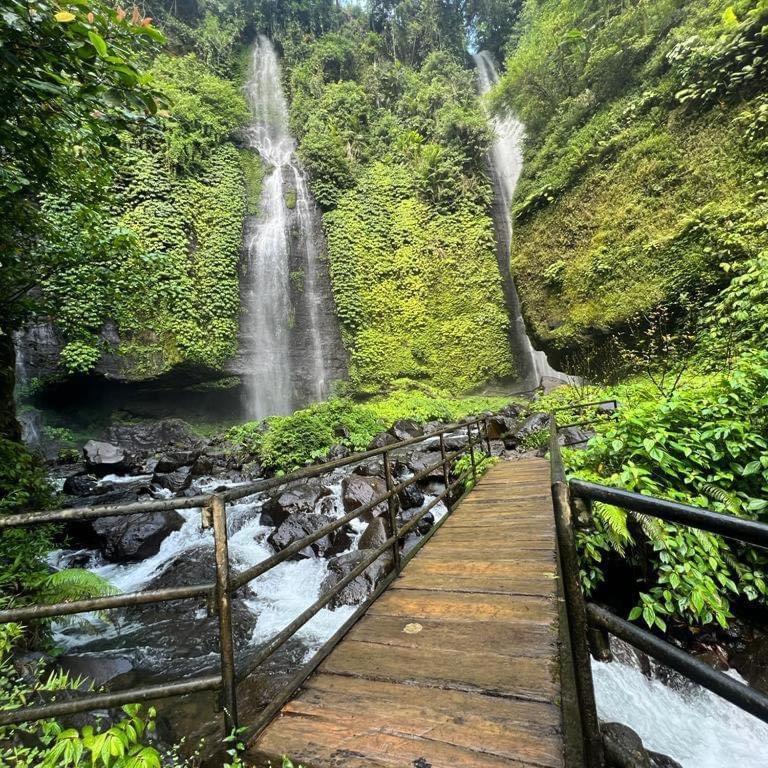 Sugi Gede Homestay Singaraja  Luaran gambar