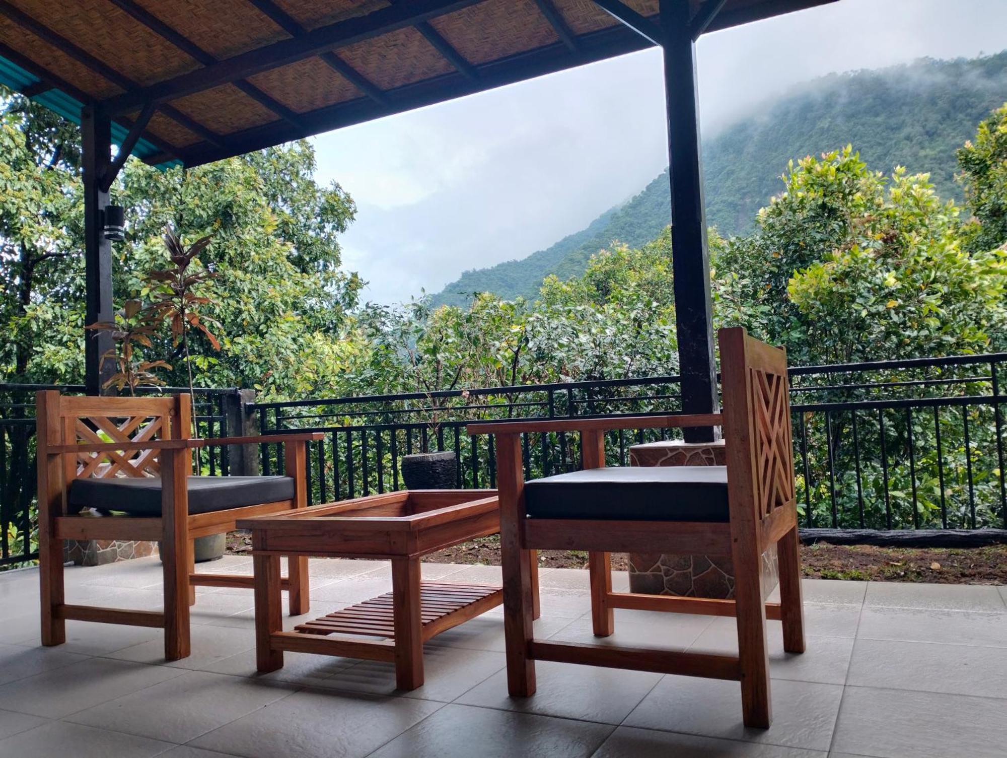 Sugi Gede Homestay Singaraja  Bilik gambar