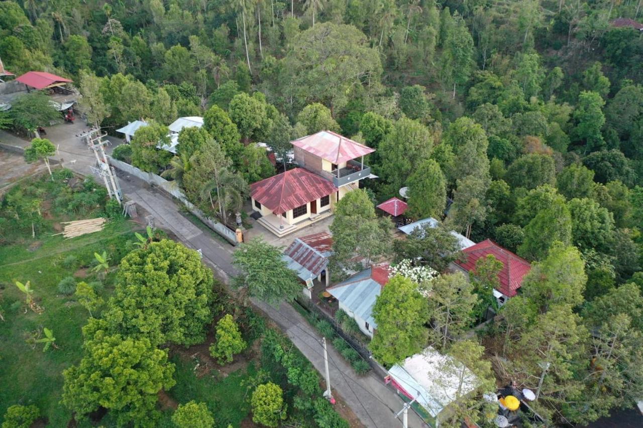 Sugi Gede Homestay Singaraja  Luaran gambar